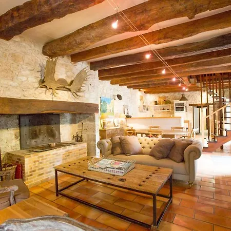 Holiday home Chateau De Pleneselve Bon-Encontre